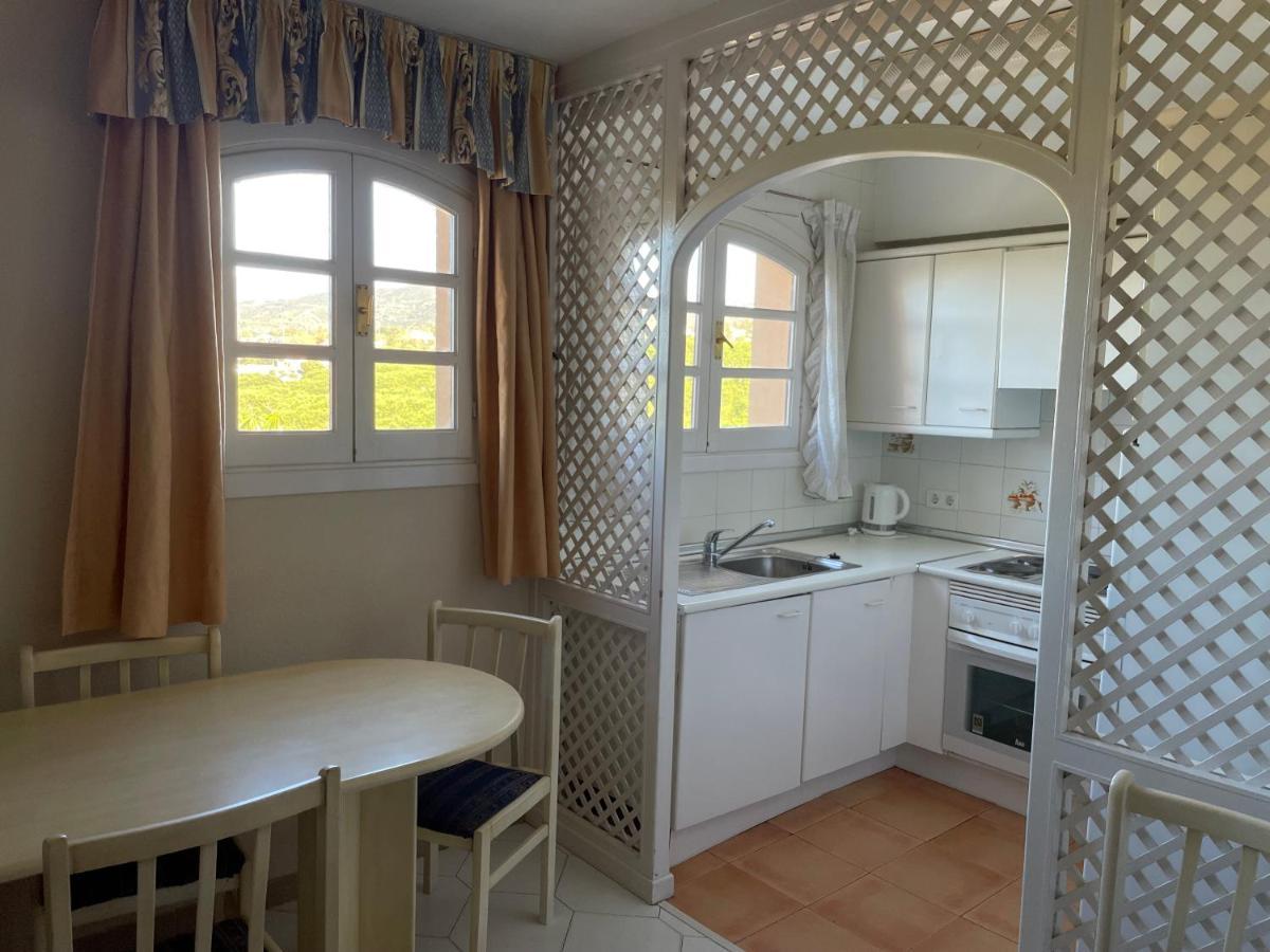 Apartamentos El Toro Marbella Esterno foto