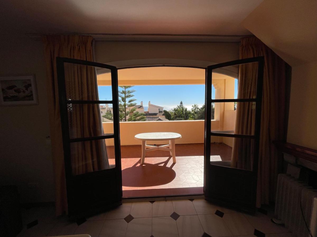 Apartamentos El Toro Marbella Esterno foto