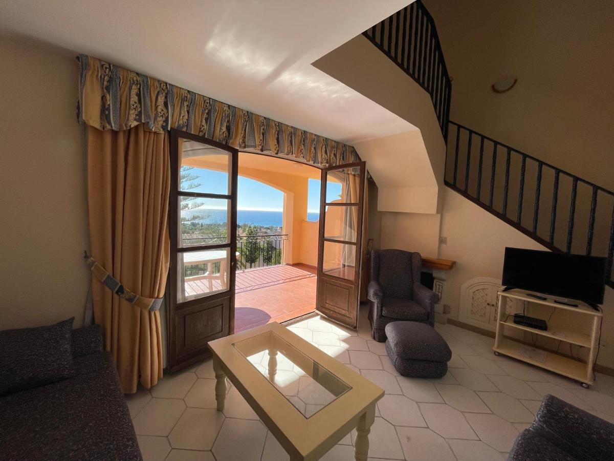 Apartamentos El Toro Marbella Esterno foto