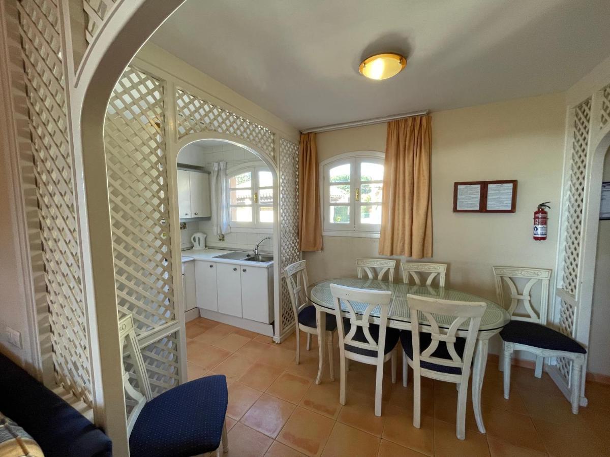 Apartamentos El Toro Marbella Esterno foto