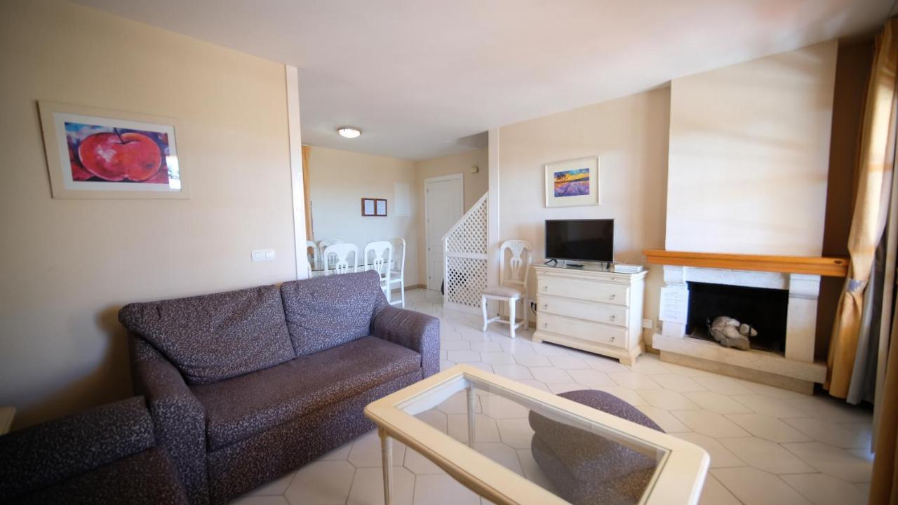 Apartamentos El Toro Marbella Esterno foto