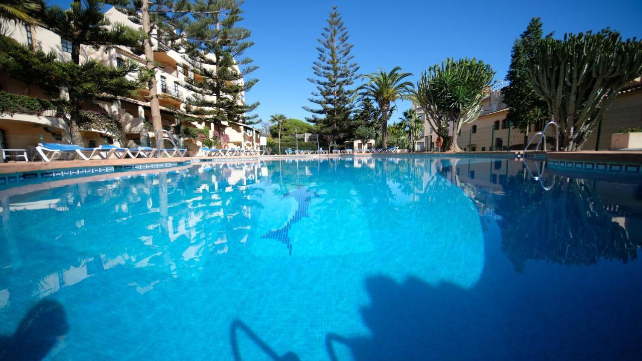 Apartamentos El Toro Marbella Esterno foto