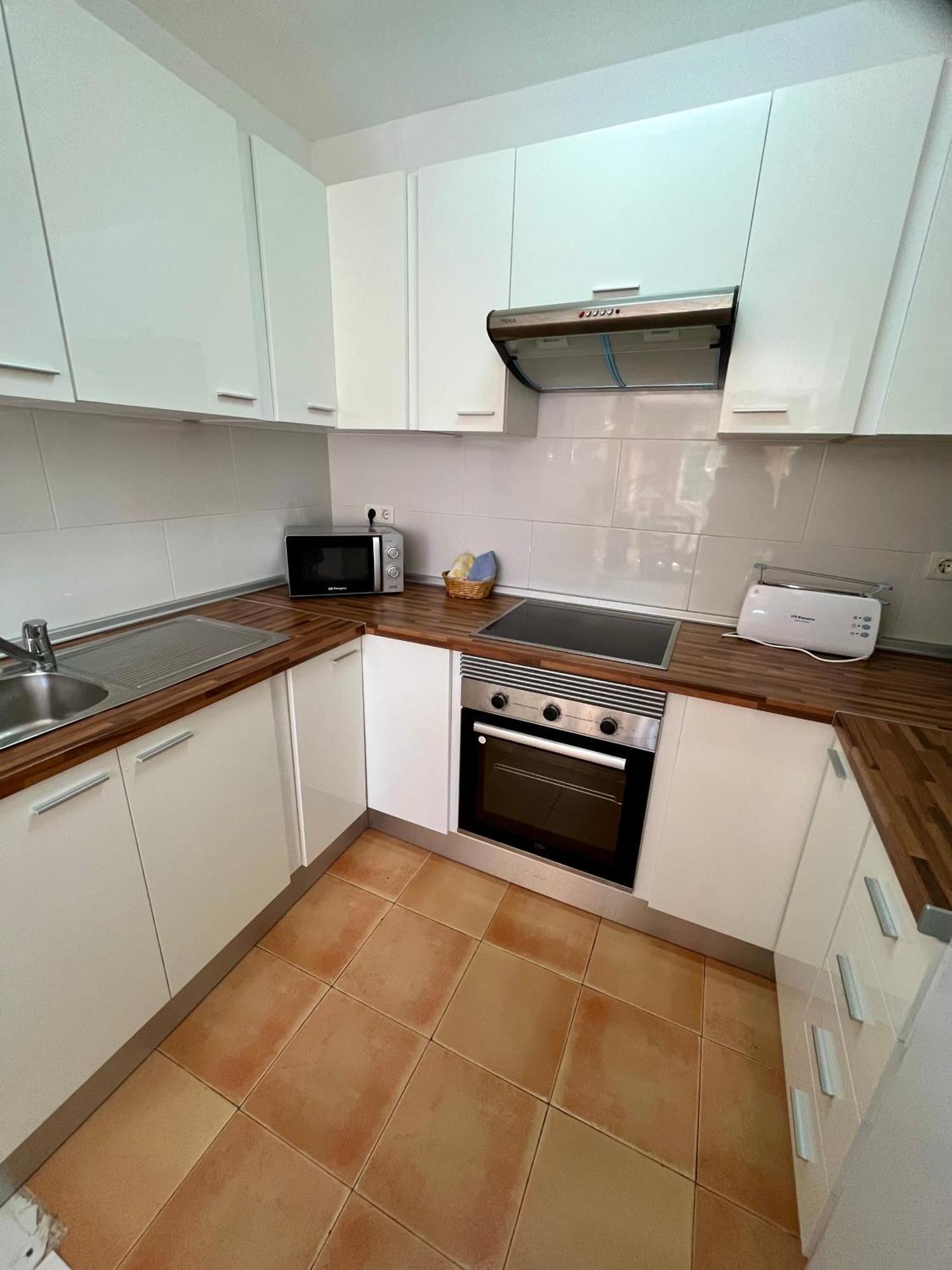 Apartamentos El Toro Marbella Esterno foto