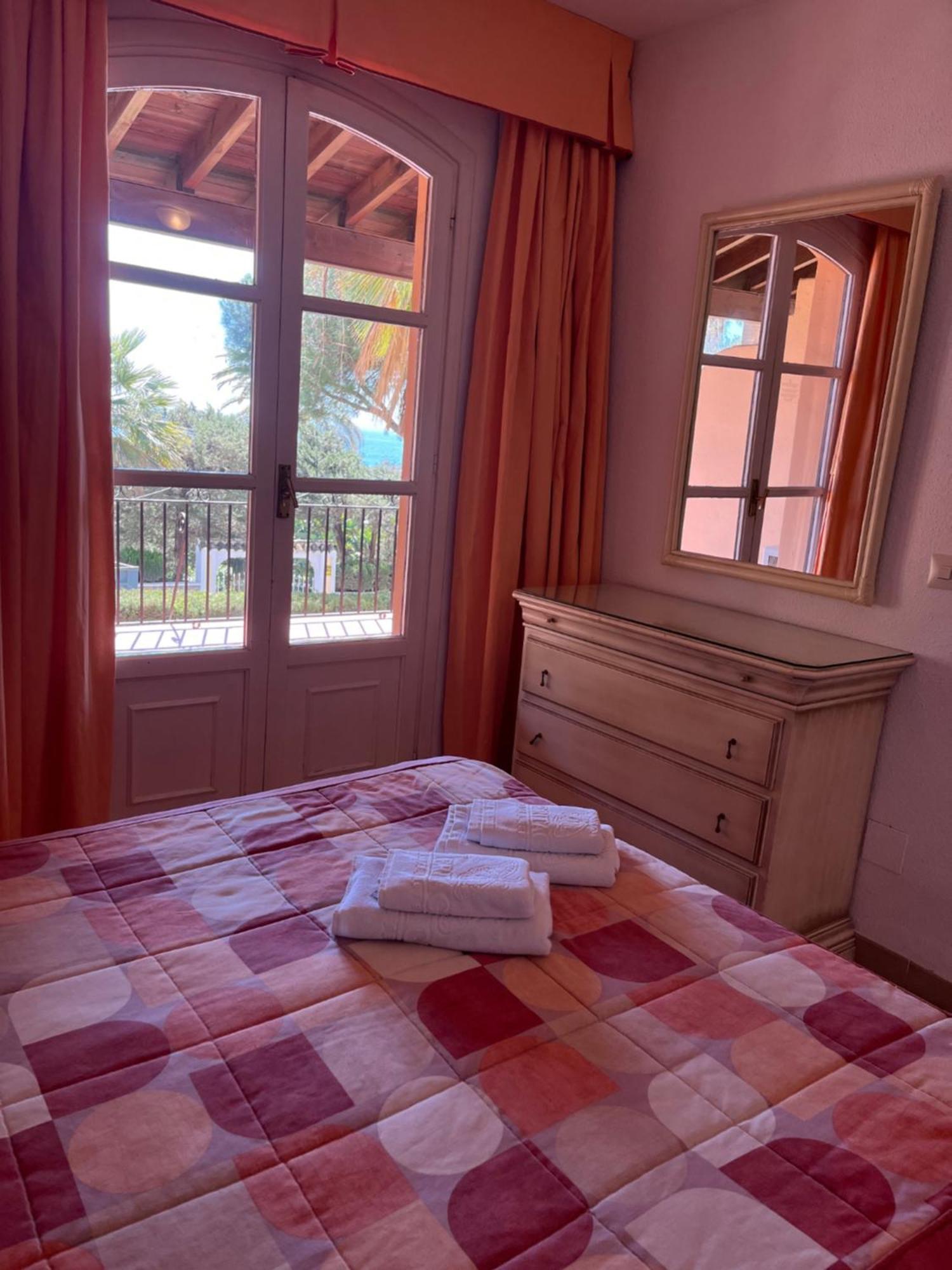 Apartamentos El Toro Marbella Esterno foto